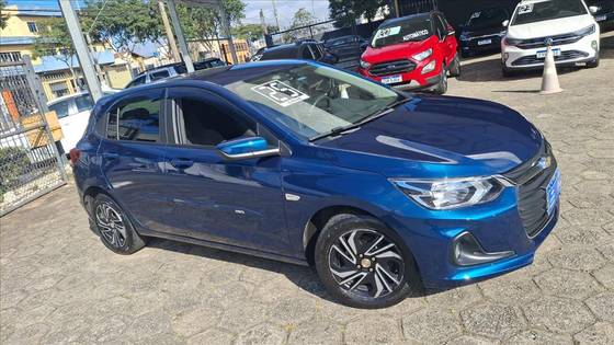CHEVROLET ONIX 1.0 FLEX LT MANUAL CHEVROLET ONIX 1.0 FLEX LT MANUAL